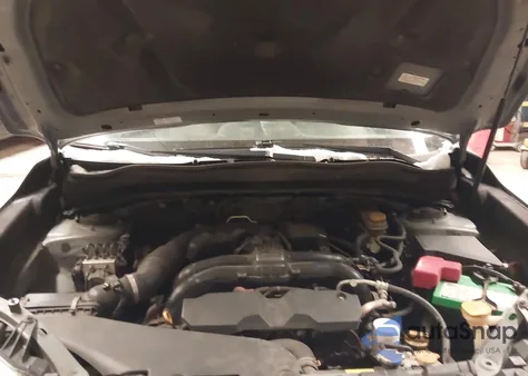 2015 Subaru Forester 2.5I Premium из США, поврежденный, VIN JF2SJADC1FH400662